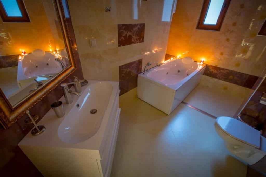 High Tech - Luxurious Apartment Sofia Buitenkant foto