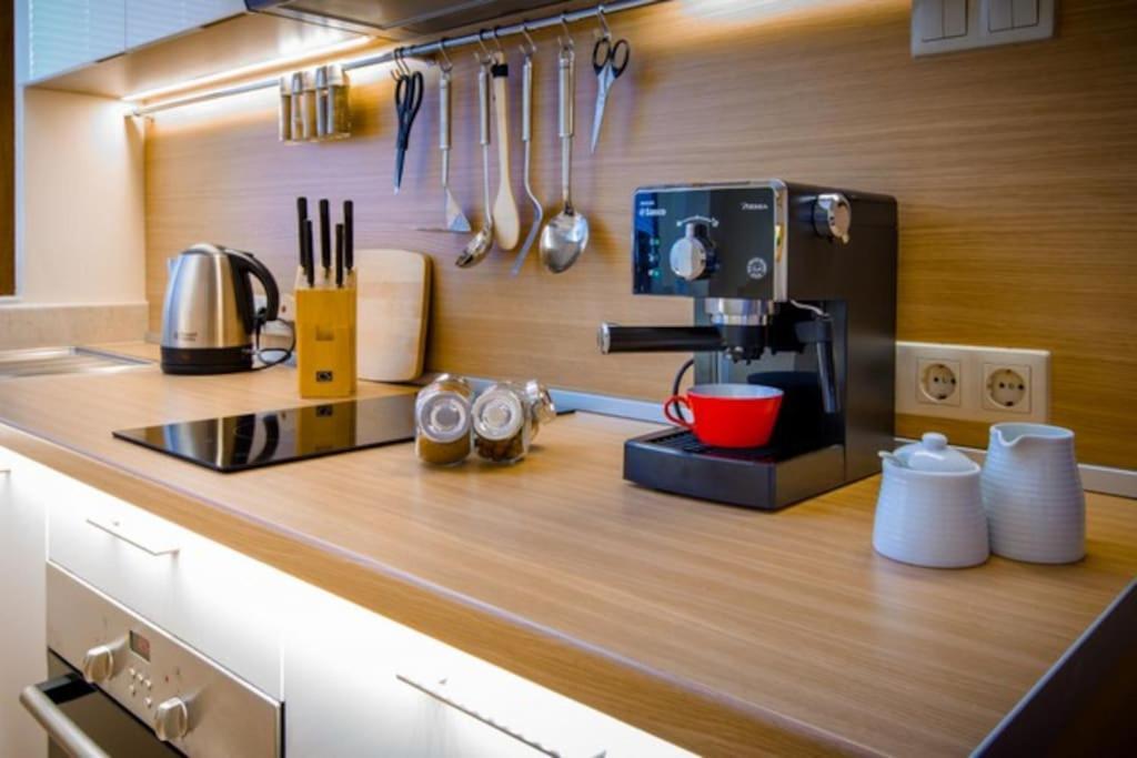 High Tech - Luxurious Apartment Sofia Buitenkant foto